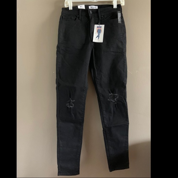 Black Denizen Levi’s Curvy High Rise Jegging - Picture 1 of 4